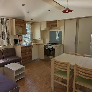 Lubea Camping 2*, Apt Frankreich